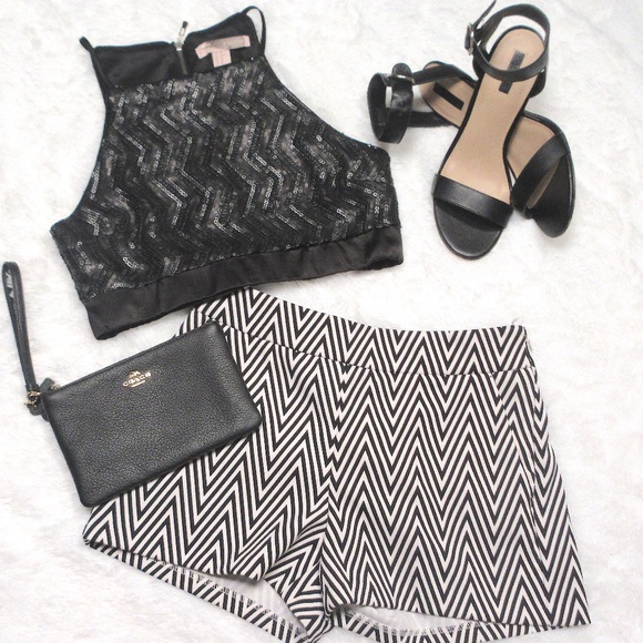 Forever 21 Tops - Forever 21 Sequin Crop Top